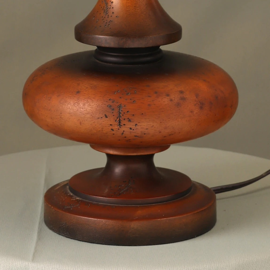 Table lamp with wooden base