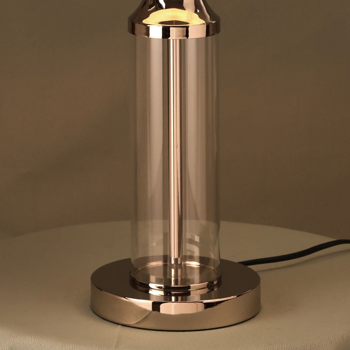 Table lamp with glass base