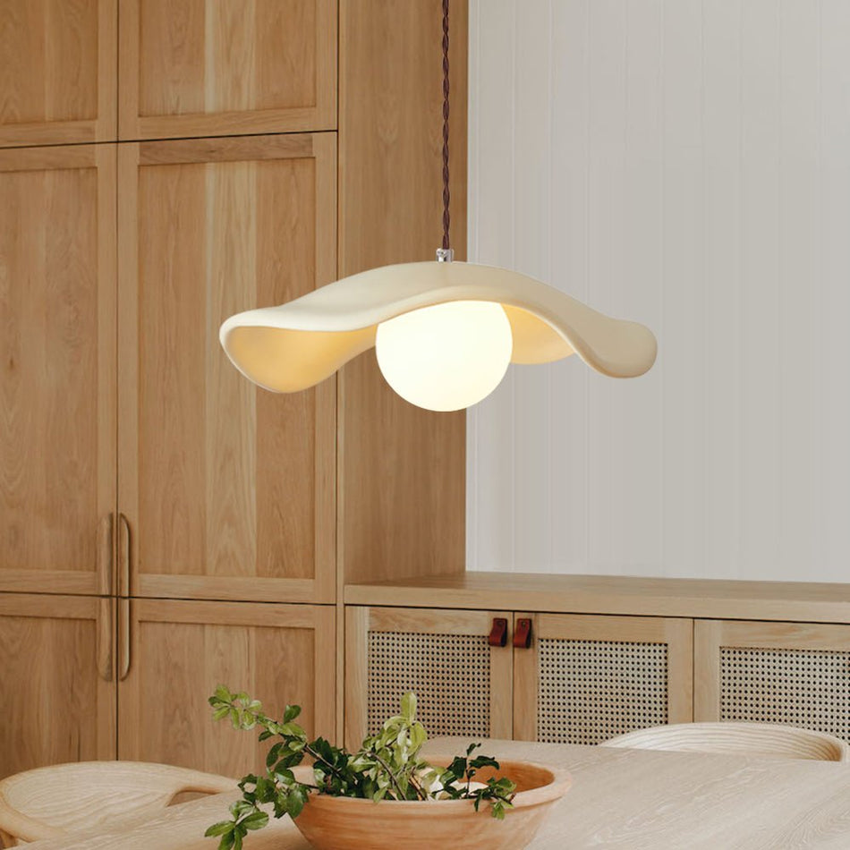 Curved Hat-Shade Ceramic Pendant Light – Vintage Elegance for Cozy Spaces 1