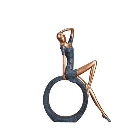 Elevated Expression Sculpture – Artistic Depth For Modern Spaces 2