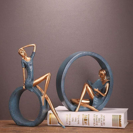 Elevated Expression Sculpture – Artistic Depth For Modern Spaces 6
