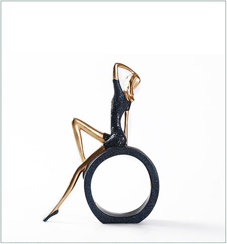Elevated Expression Sculpture – Artistic Depth For Modern Spaces 8