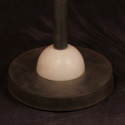 Floor lamp with metal stand