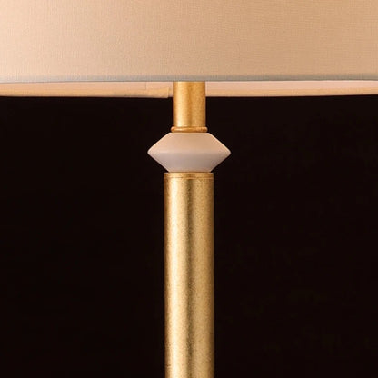 Floor lamp with slim metal stand
