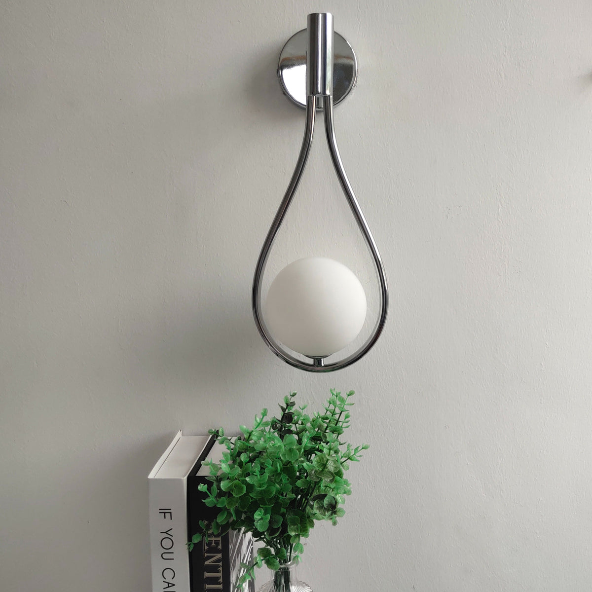 Livi Modern Nordic Wall Lamp – Elegant Illumination for Stylish Spaces 2