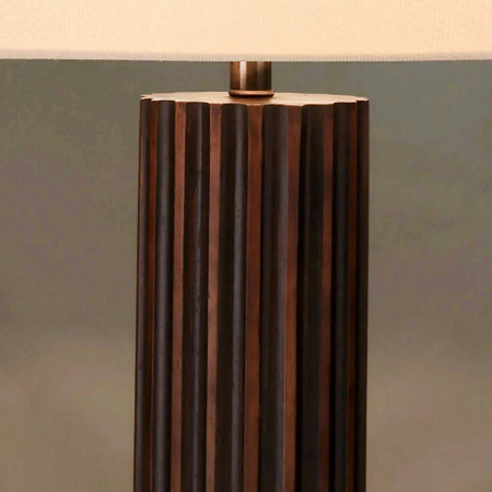 Ribbed wooden table lamp