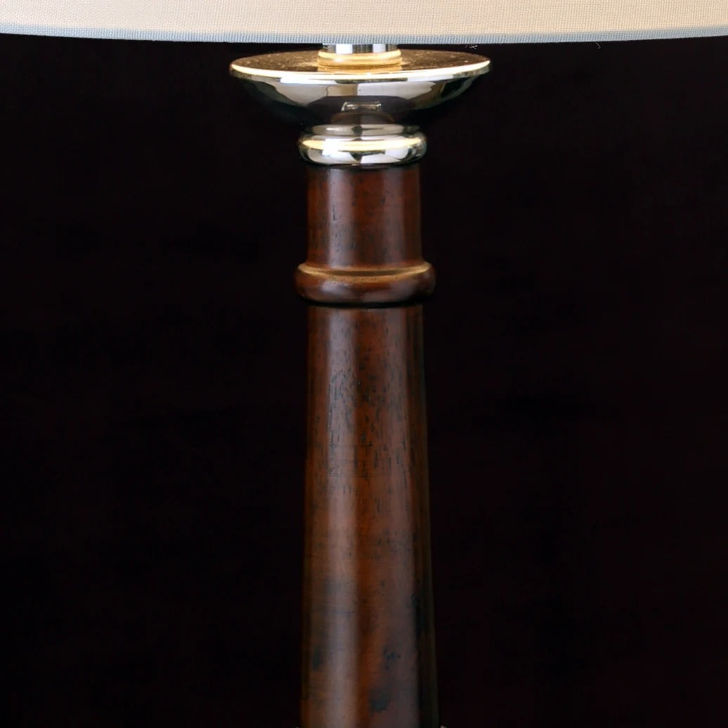 Table lamp with wooden accent