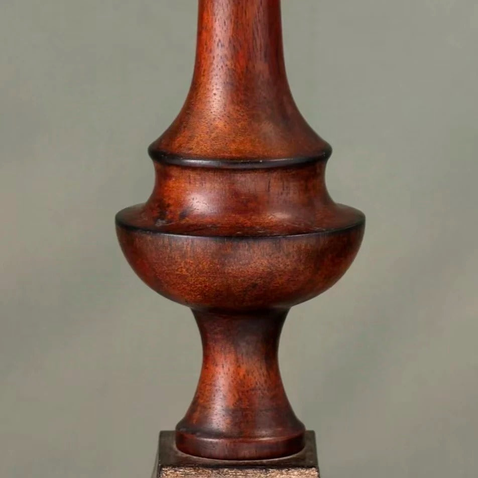 Table lamp with wooden base