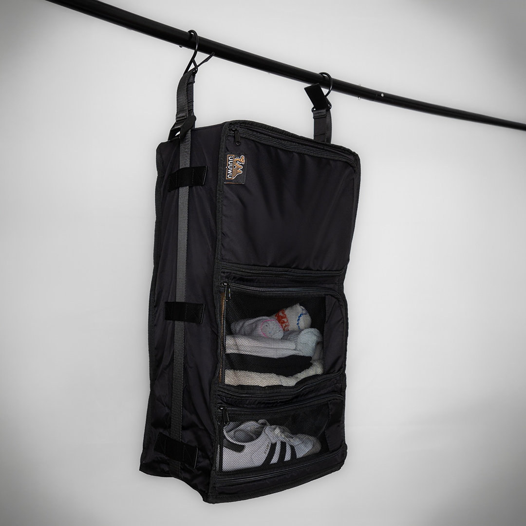 Walkabout Wardrobe Hanging Travel Organiser – Effortless Access For Seamless Packing 4