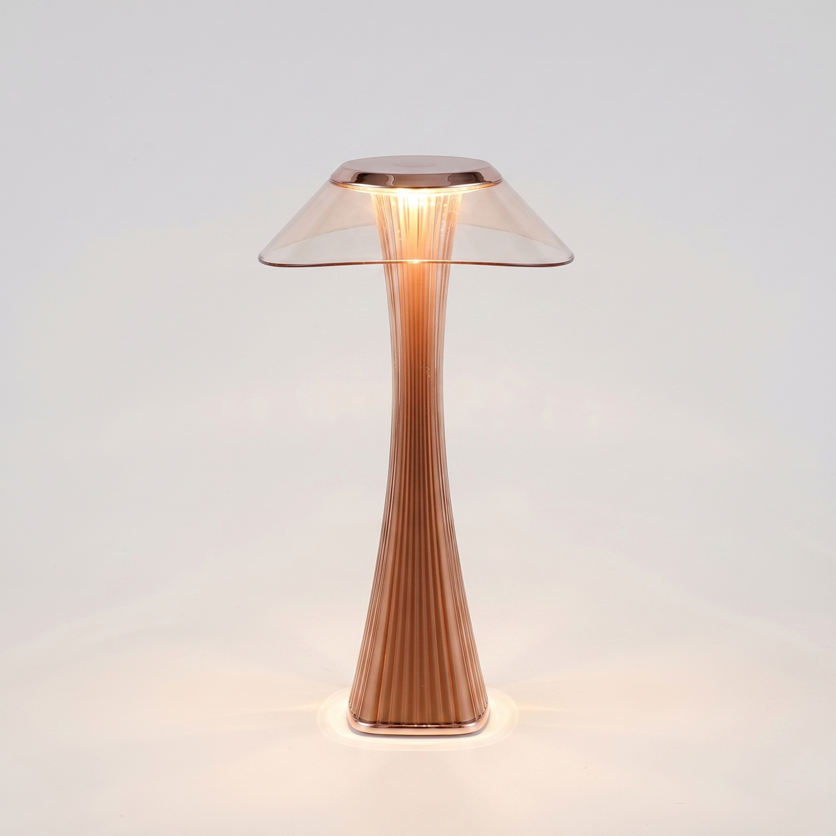 Sculpted flare lamp