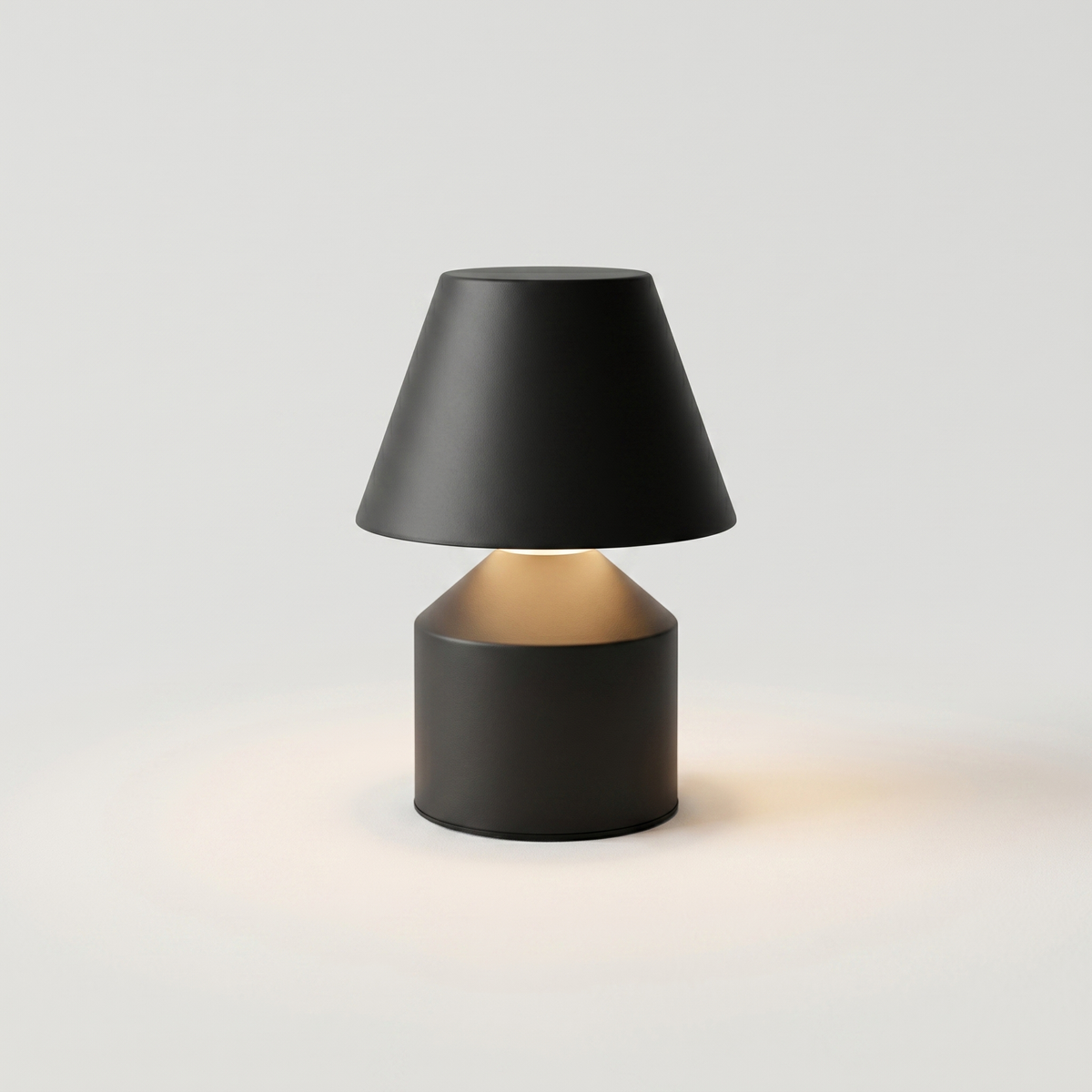 Oblo table lamp