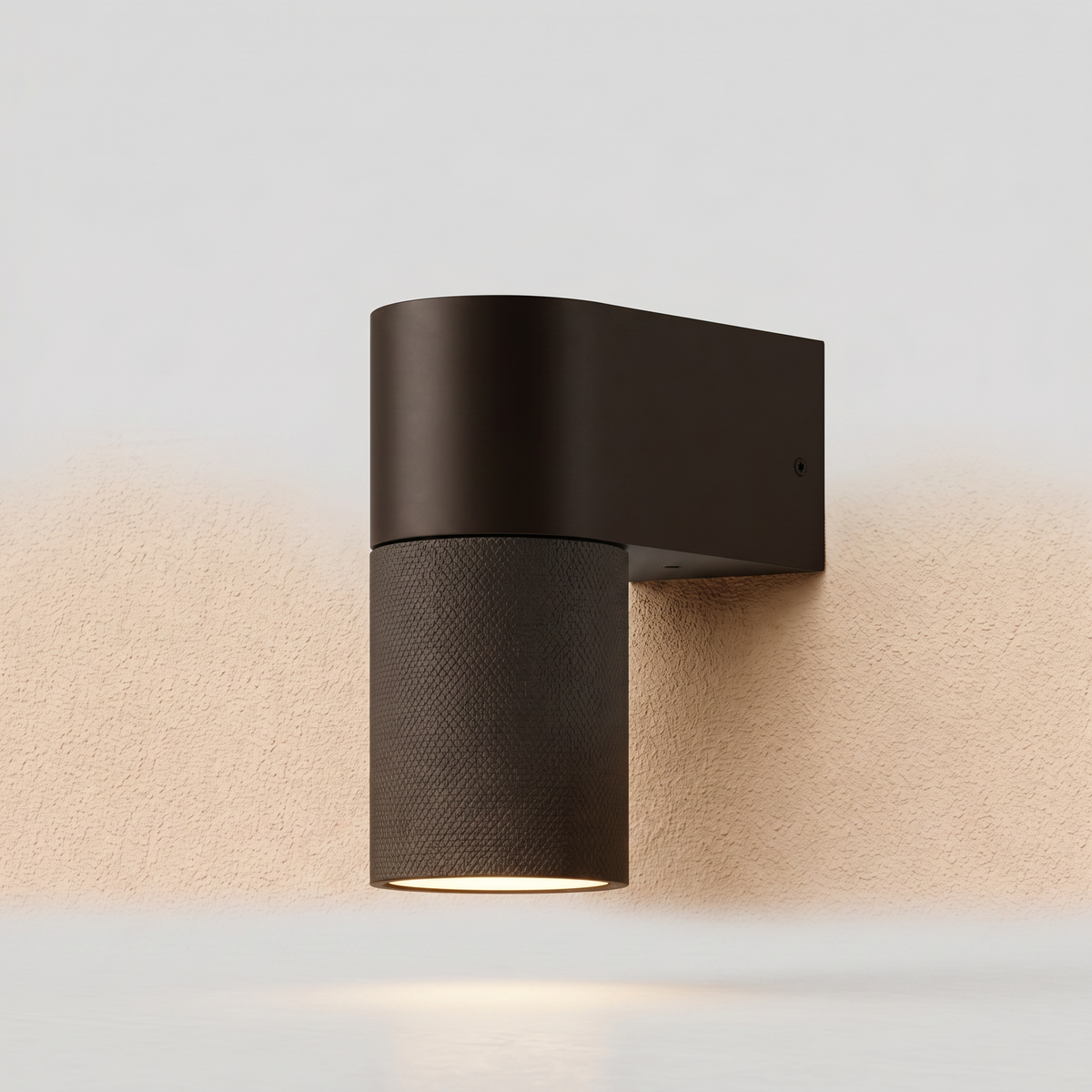 Knurled wall downlight - single GU10 bronze indoor & outdoor