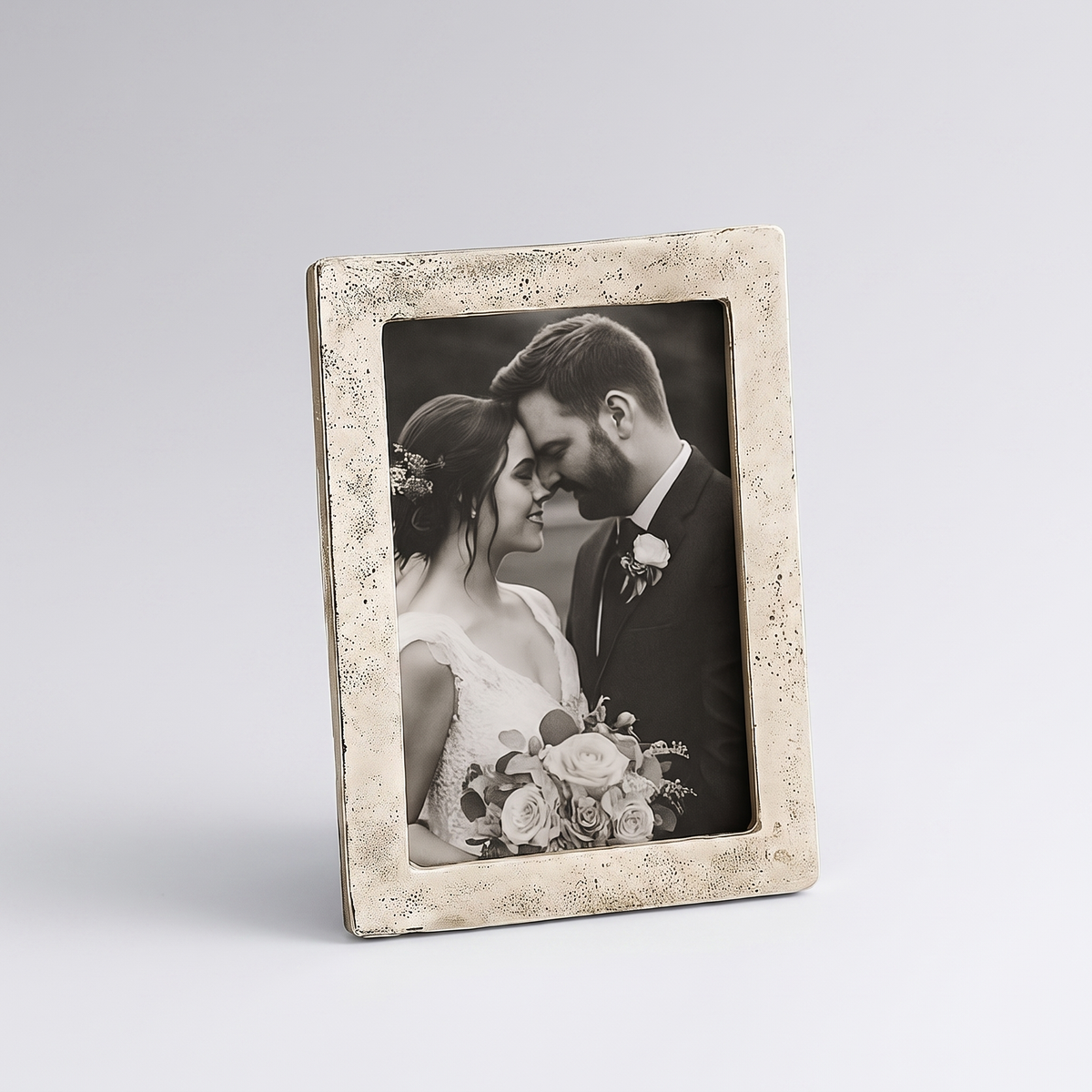 Metal photo frame antique silver packshot