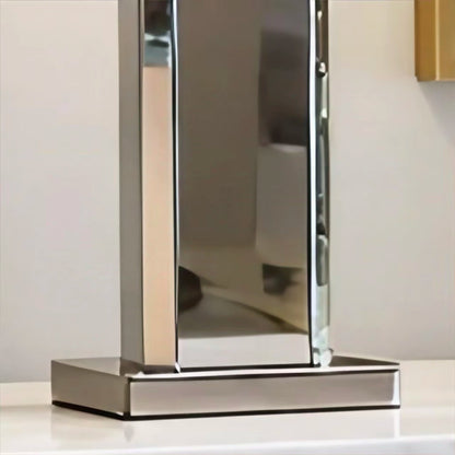 Table lamp with rectangular base