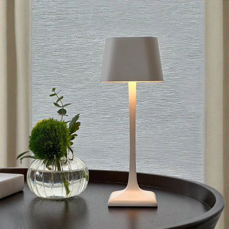 <strong>Eleganza™ Table Lamp</strong> – Stylish Illumination for Any Space 1